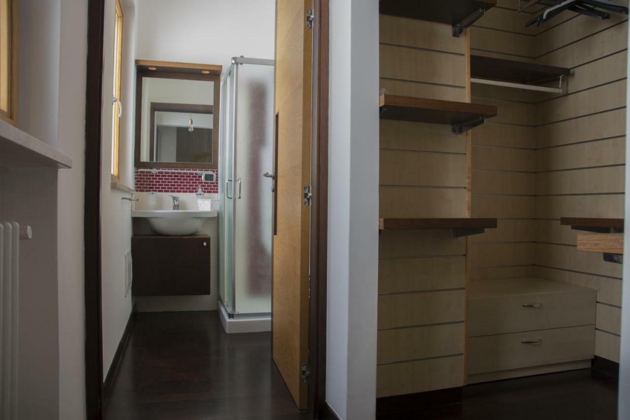 לינה וארוחת בוקר קונברסאנו Casa Domi מראה חיצוני תמונה